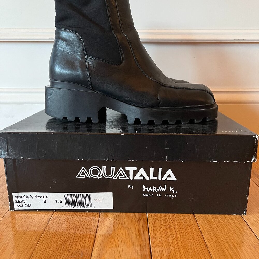 Aquatalia fully waterproof chunky lug sole chelsea ankle booties - Size 7.5